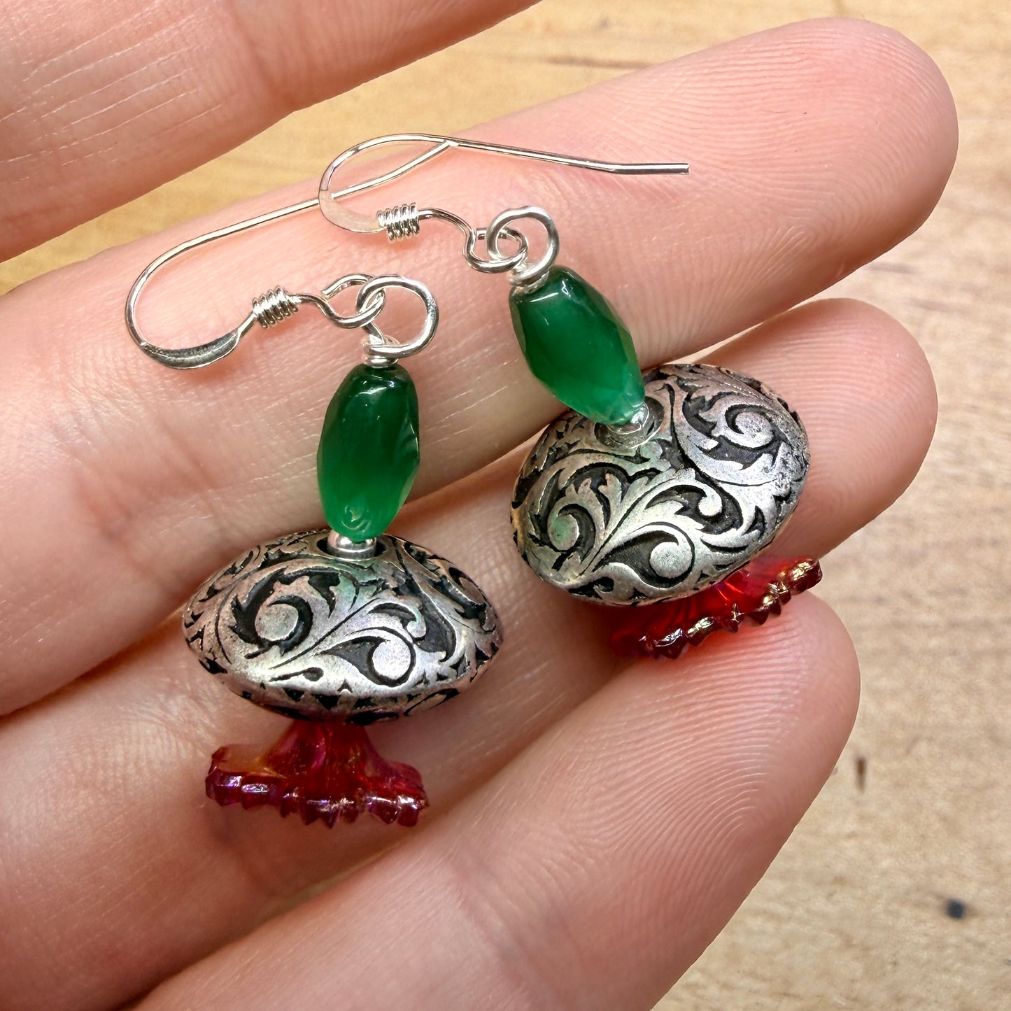 “okay, who invited the little green men for Christmas?”