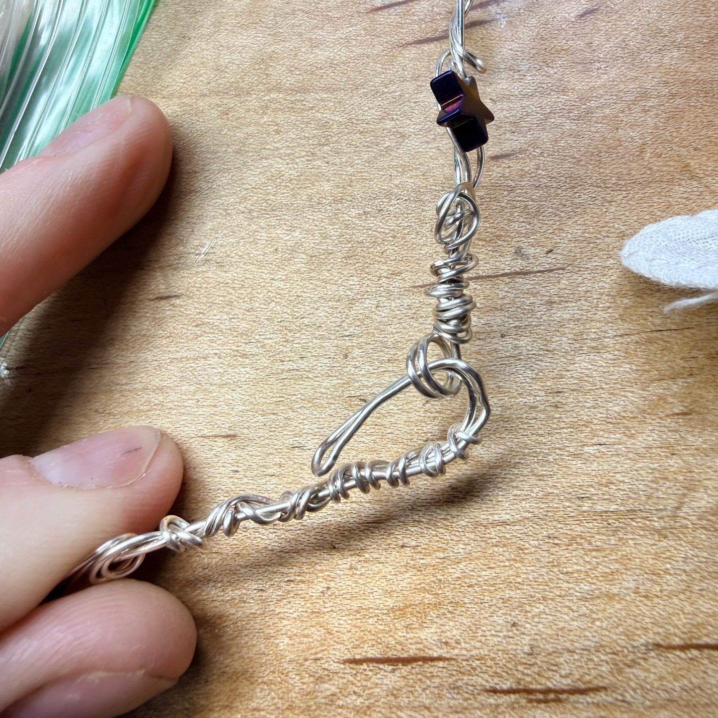 Magpie Rummage Sale - 17” hematite star necklace