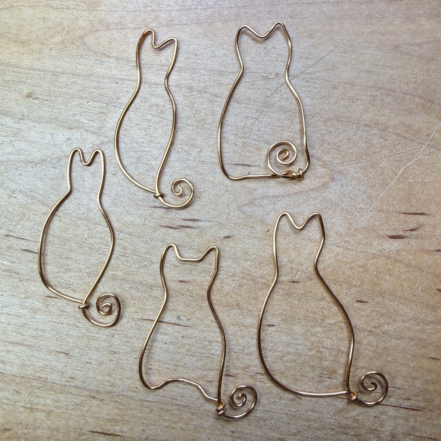 Magpie Rummage Sale - bag of cats (gold)