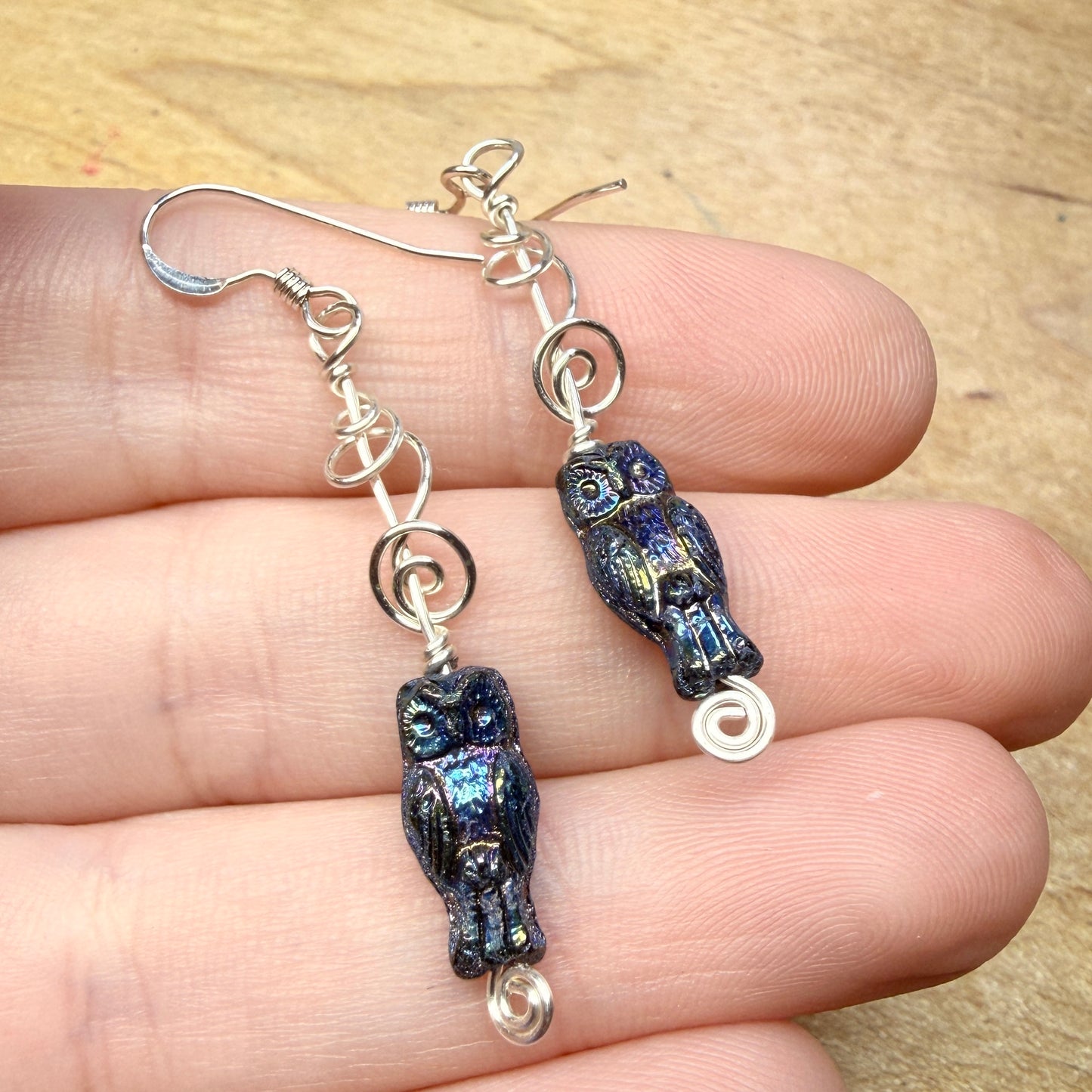 Magpie Rummage Sale - owl earrings