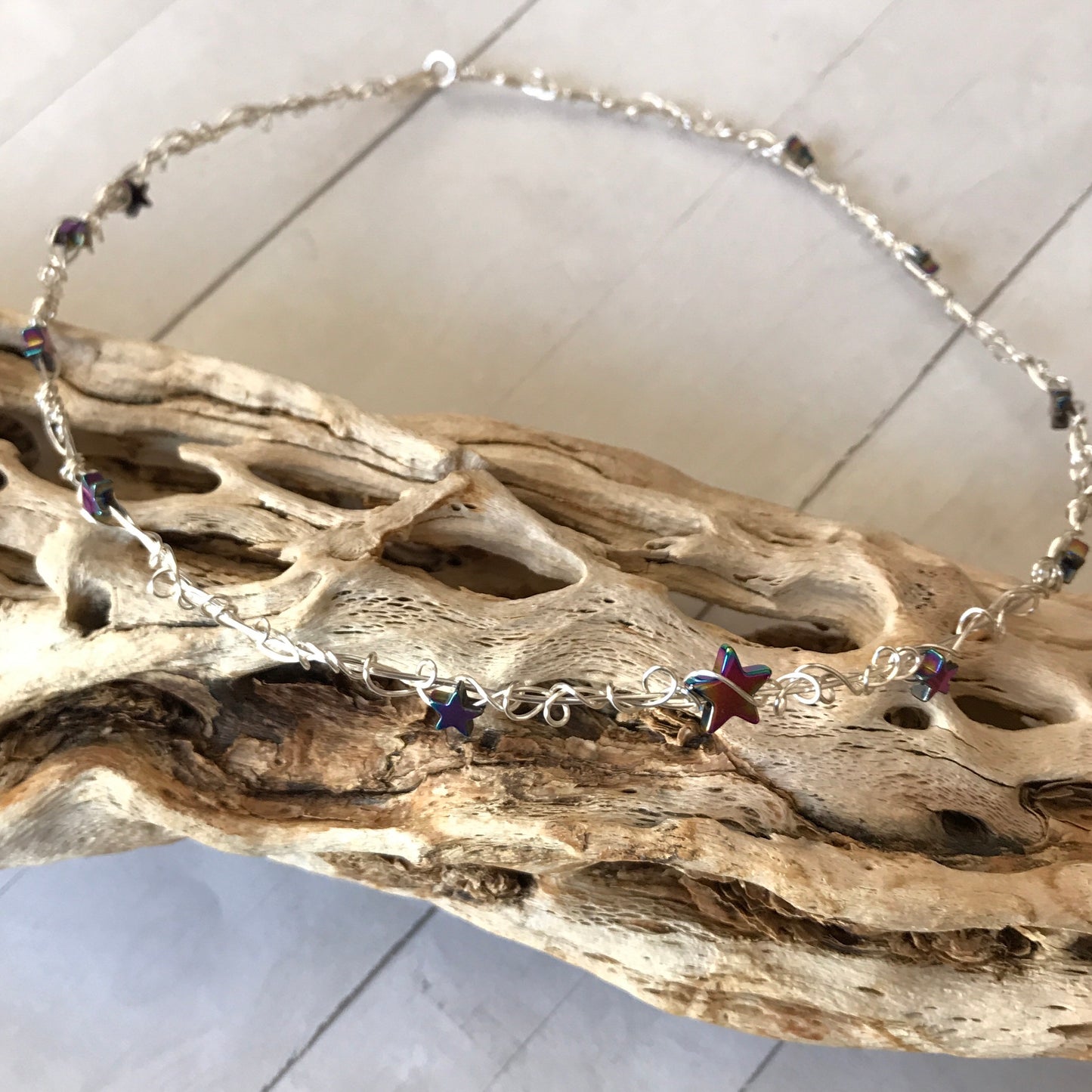 Hematite Star Neckvines