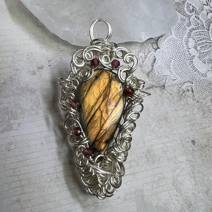 Petite-ish Labradorite Pendant #10