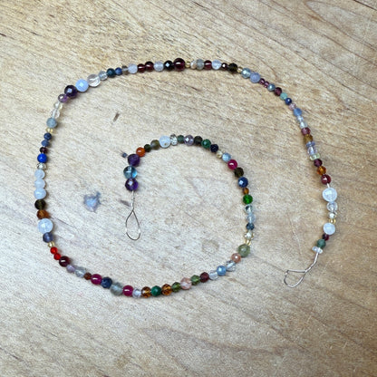 what is this, a scoop for ants? (tiny gemstone bead scoops)