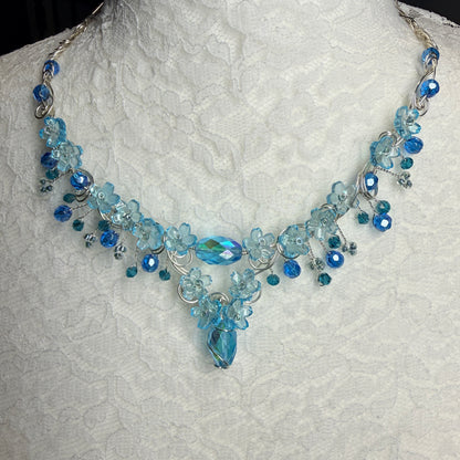 under summer skies: light blue flower necklace