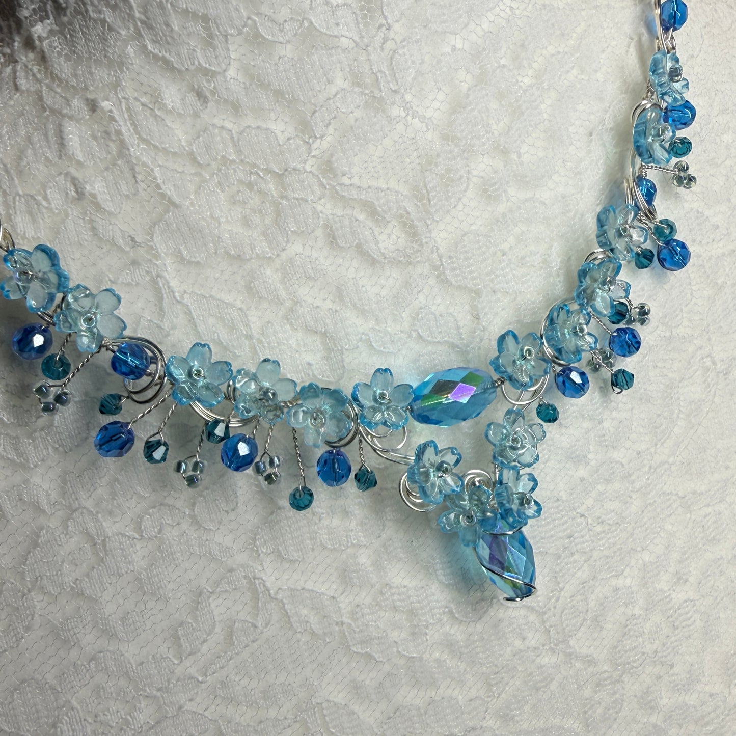 under summer skies: light blue flower necklace