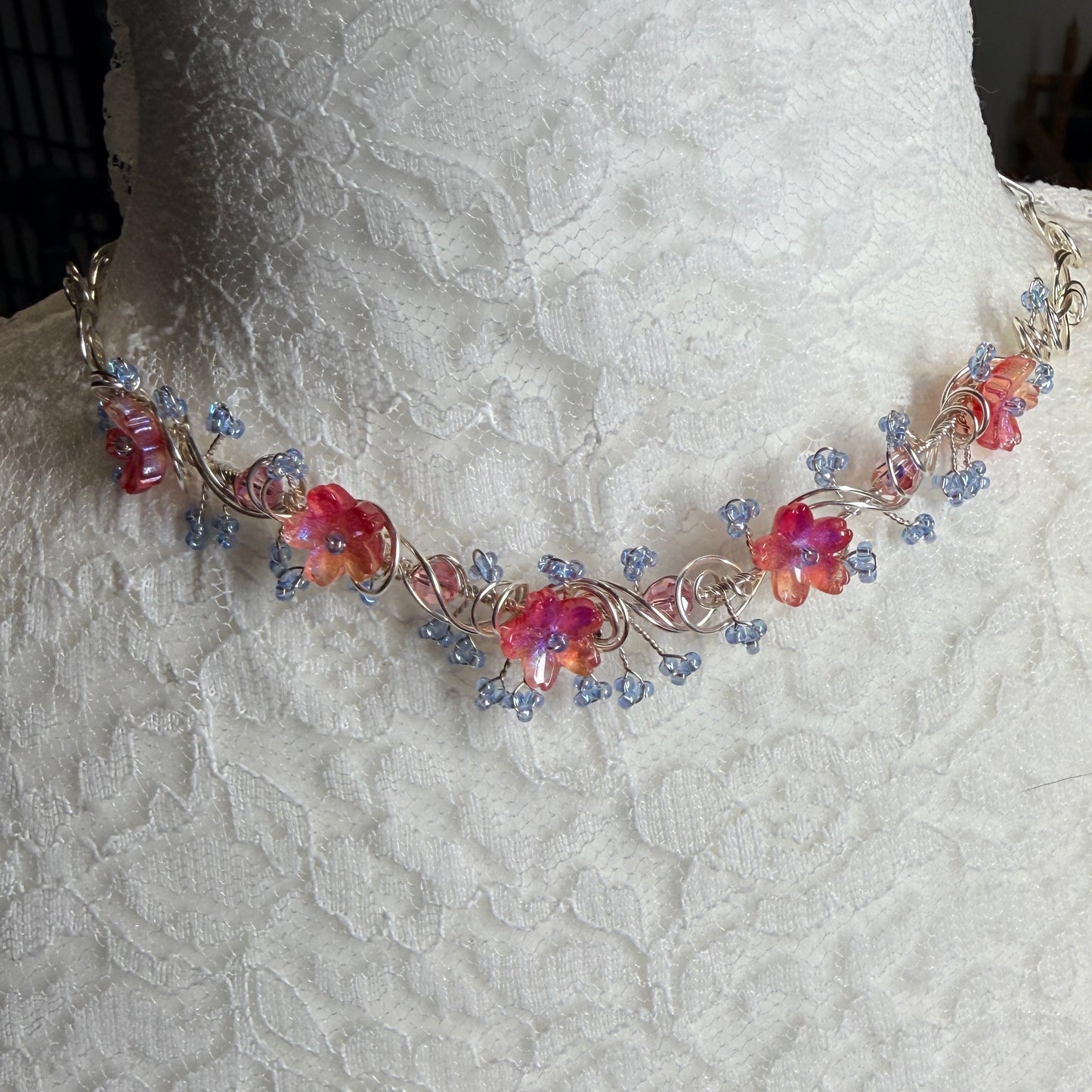 under summer skies: red floral necklace