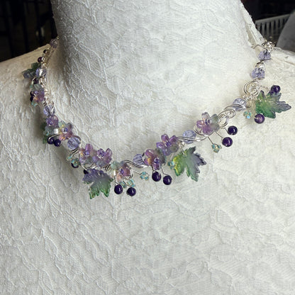 on autumn winds: green & purple necklace