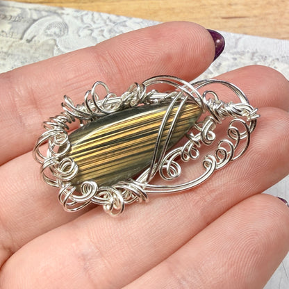 Labradorite broach - golden stripes