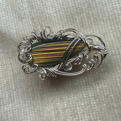 Labradorite broach - golden stripes