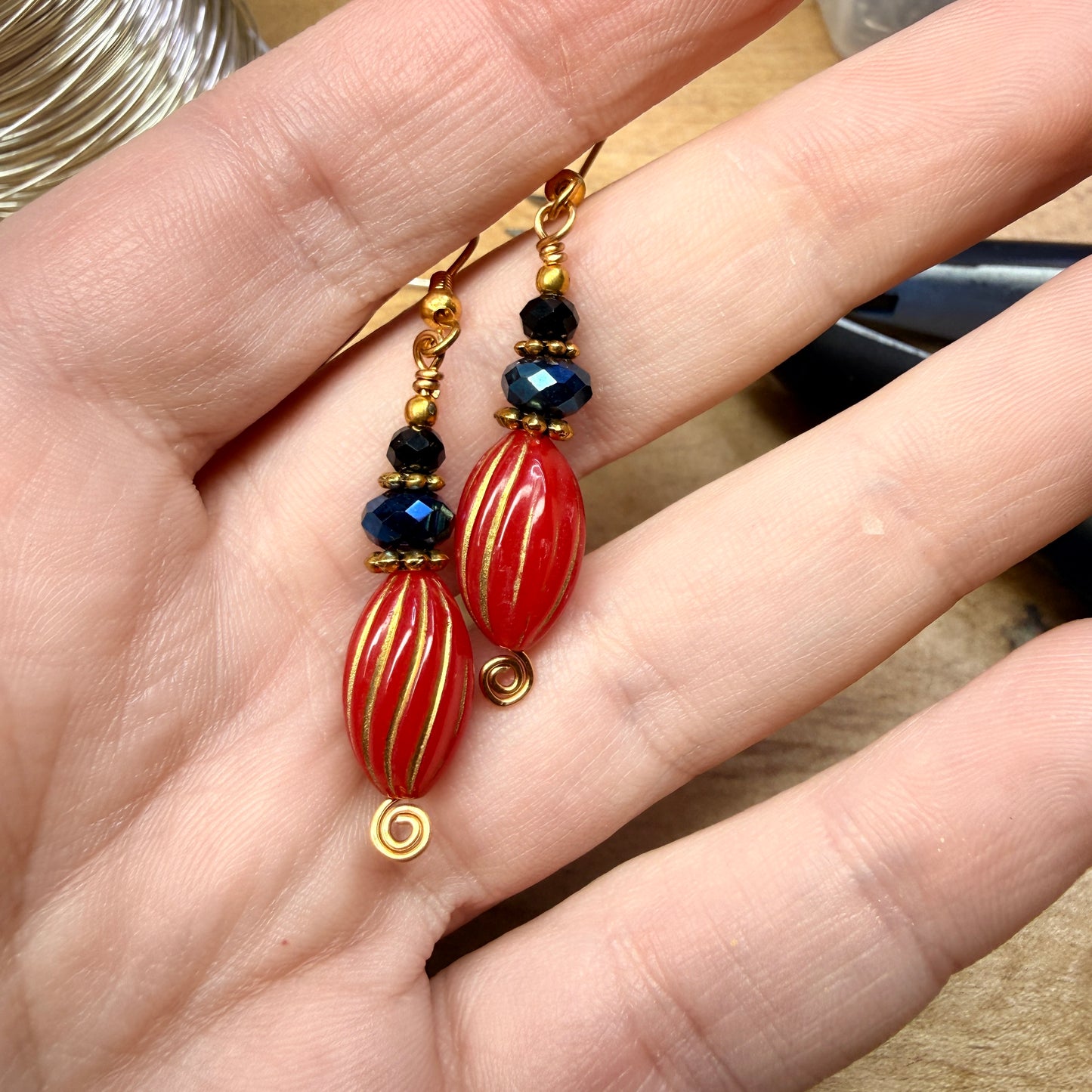 Magpie Rummage Sale - red & navy