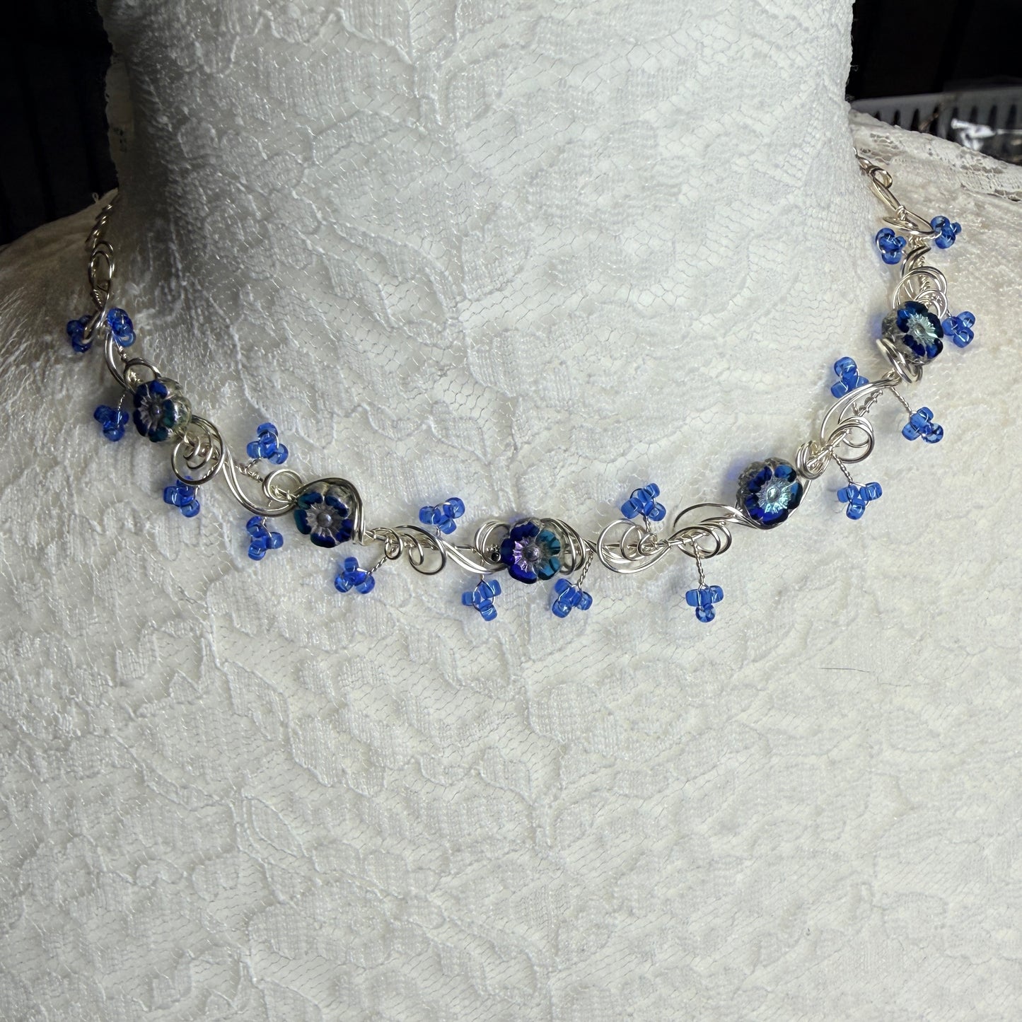 under summer skies: blue floral necklace