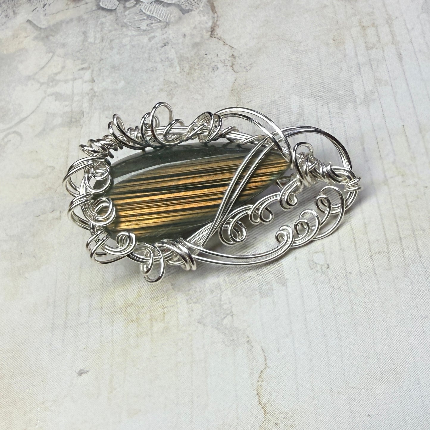 Labradorite broach - golden stripes