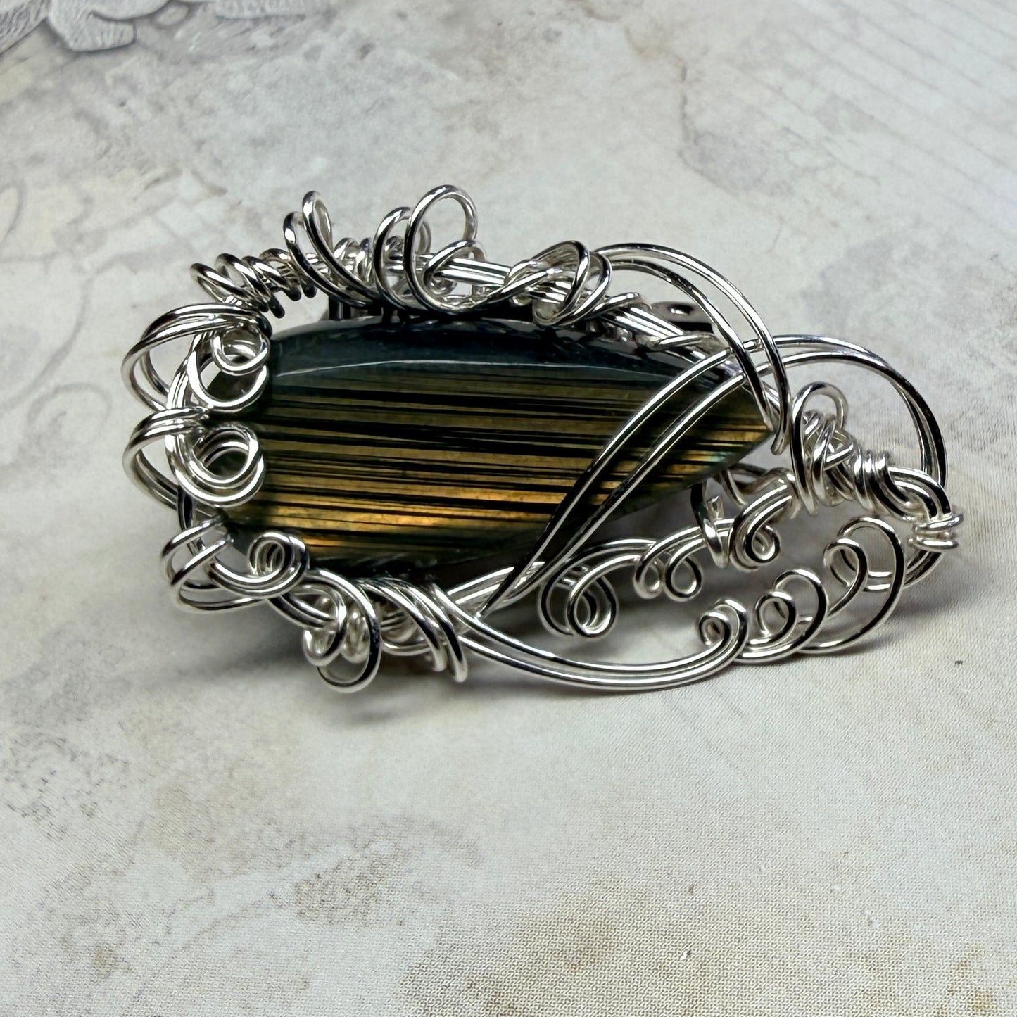 Labradorite broach - golden stripes