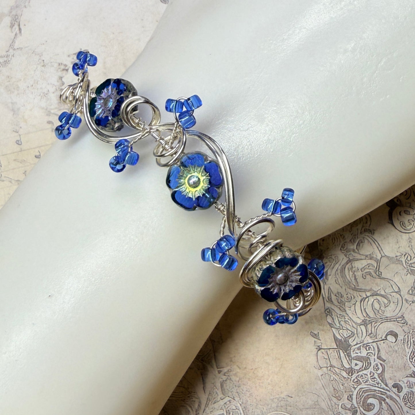 under summer skies: blue floral bracelet