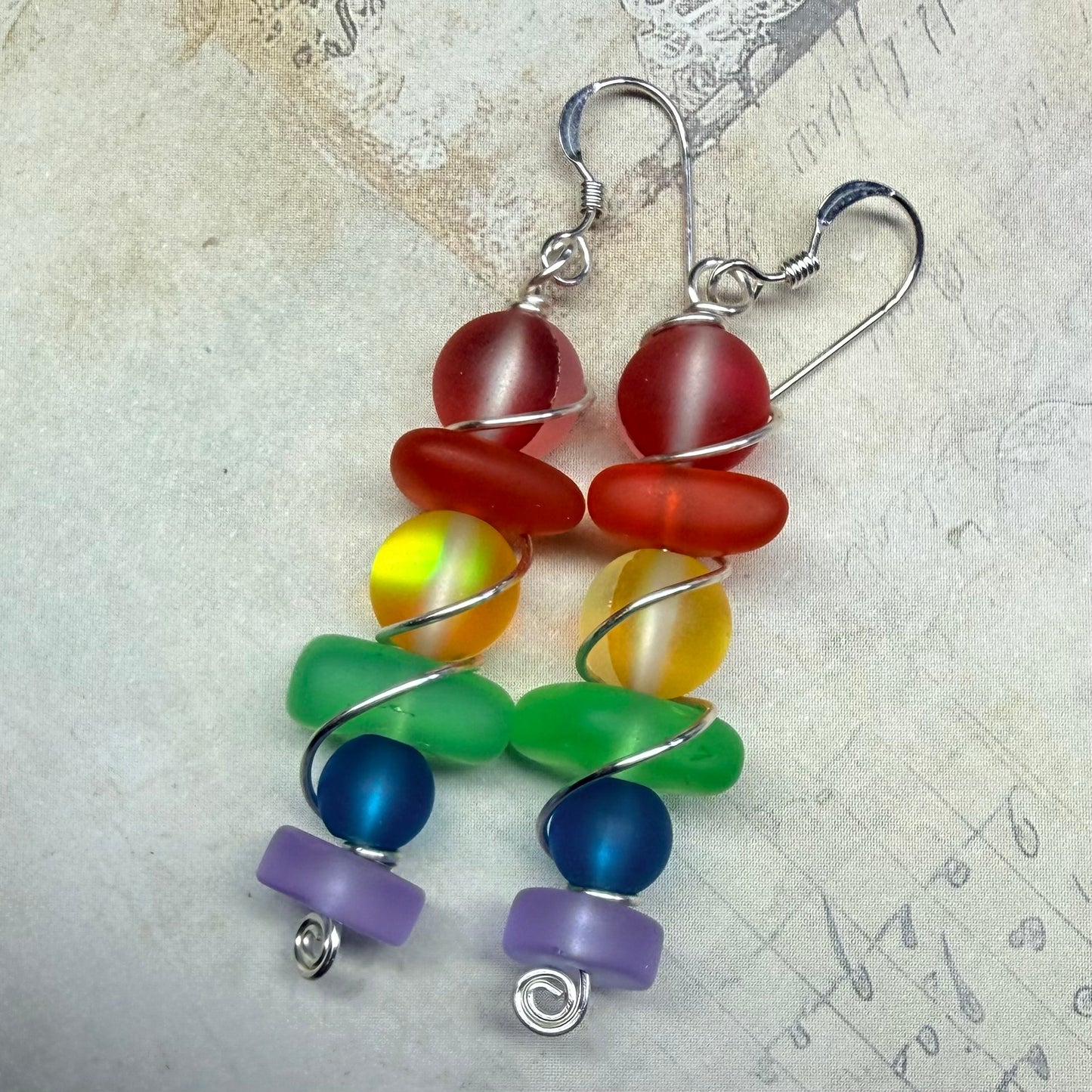 Mermaid Summer - rainbow earrings (lighter purple)