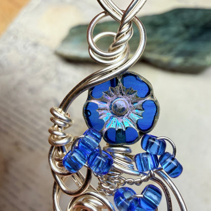 under summer skies: blue floral pendant