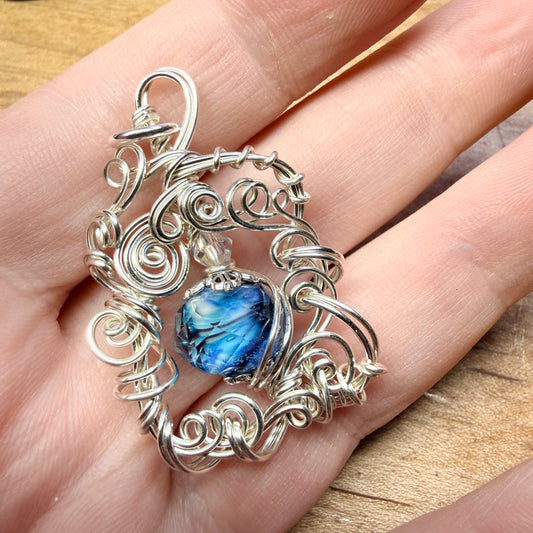 Magpie Rummage Sale - swirly blue pendant