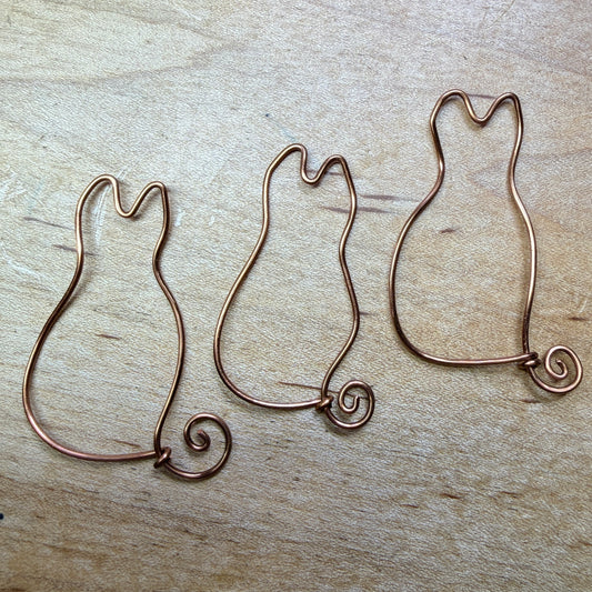 Magpie Rummage Sale - bag of cats (antiqued copper)