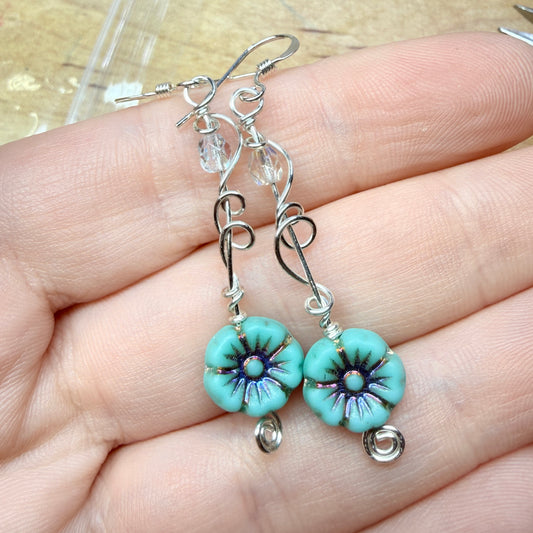 Magpie Rummage Sale - flower earrings