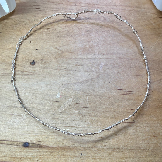 Magpie Rummage Sale - 18.5” bright silver neckvine