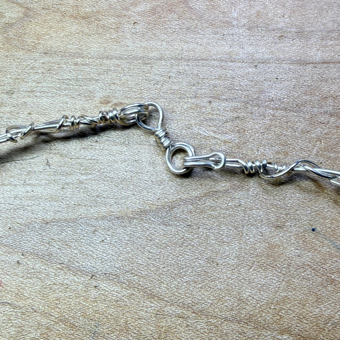 Magpie Rummage Sale - 14” bright silver neckvine