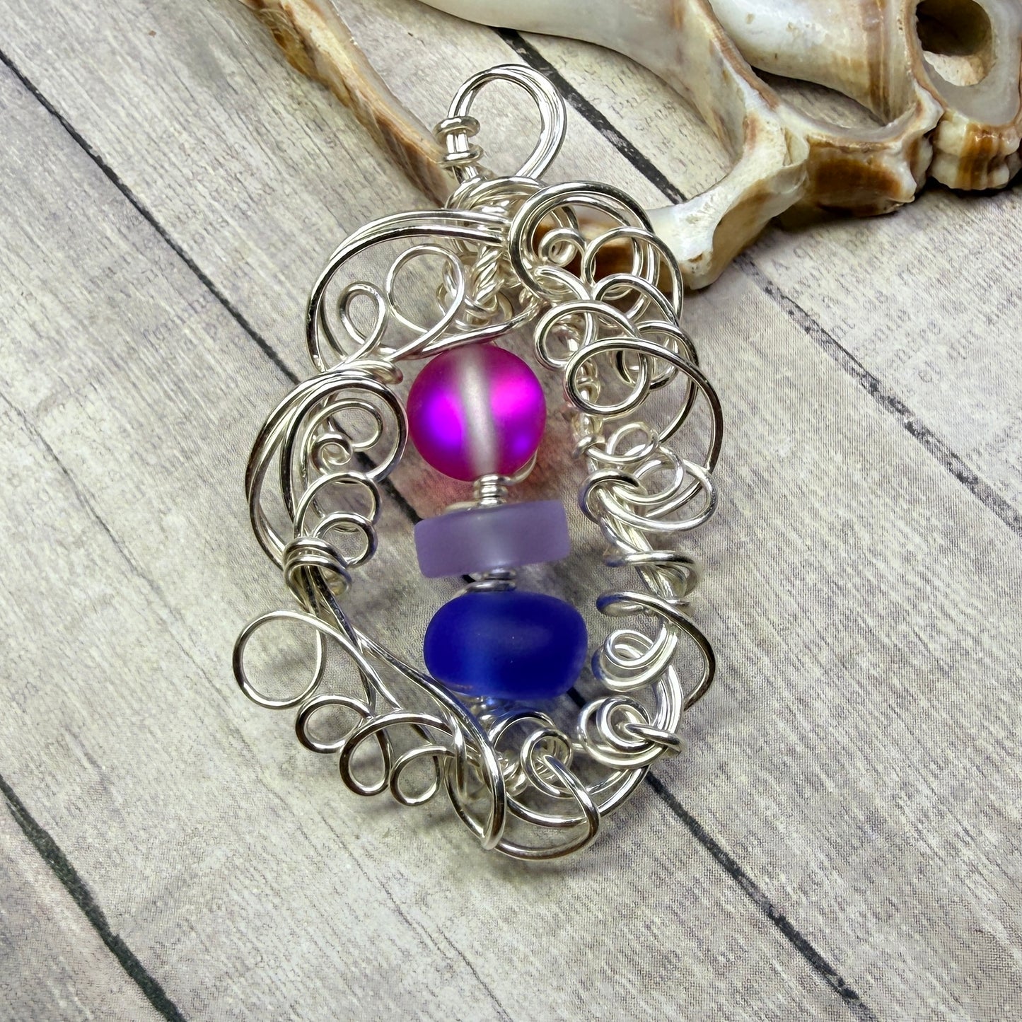 Mermaid Summer - bi pendant
