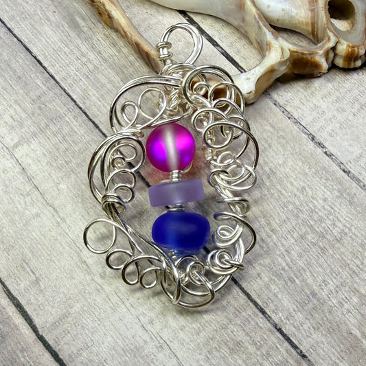 Mermaid Summer - bi pendant