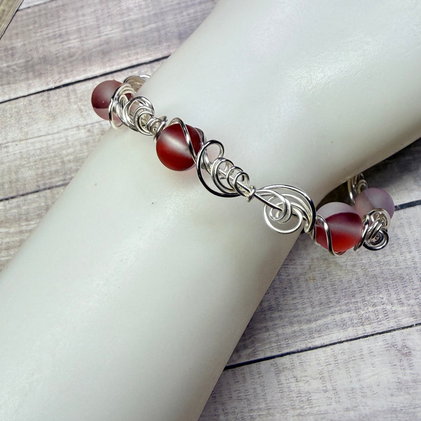 Mermaid Summer - red glow bracelet