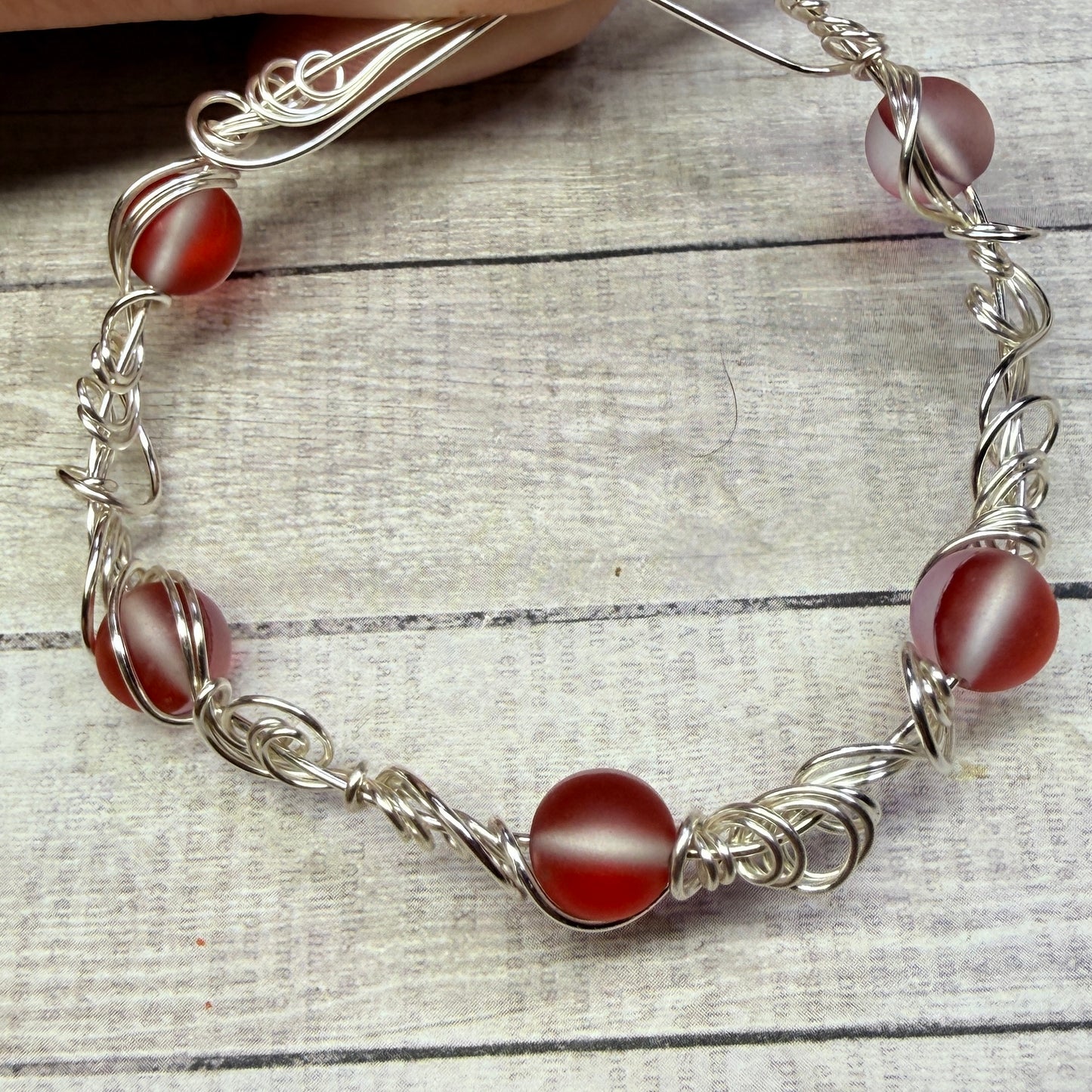 Mermaid Summer - red glow bracelet