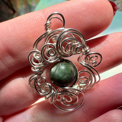 Stillness In The Storm: chrome diopside pendant