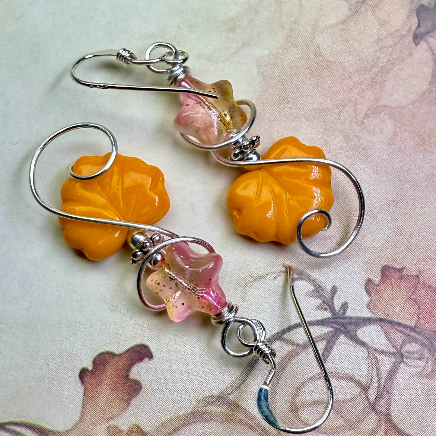 in the waiting woods - leaf & star earrings