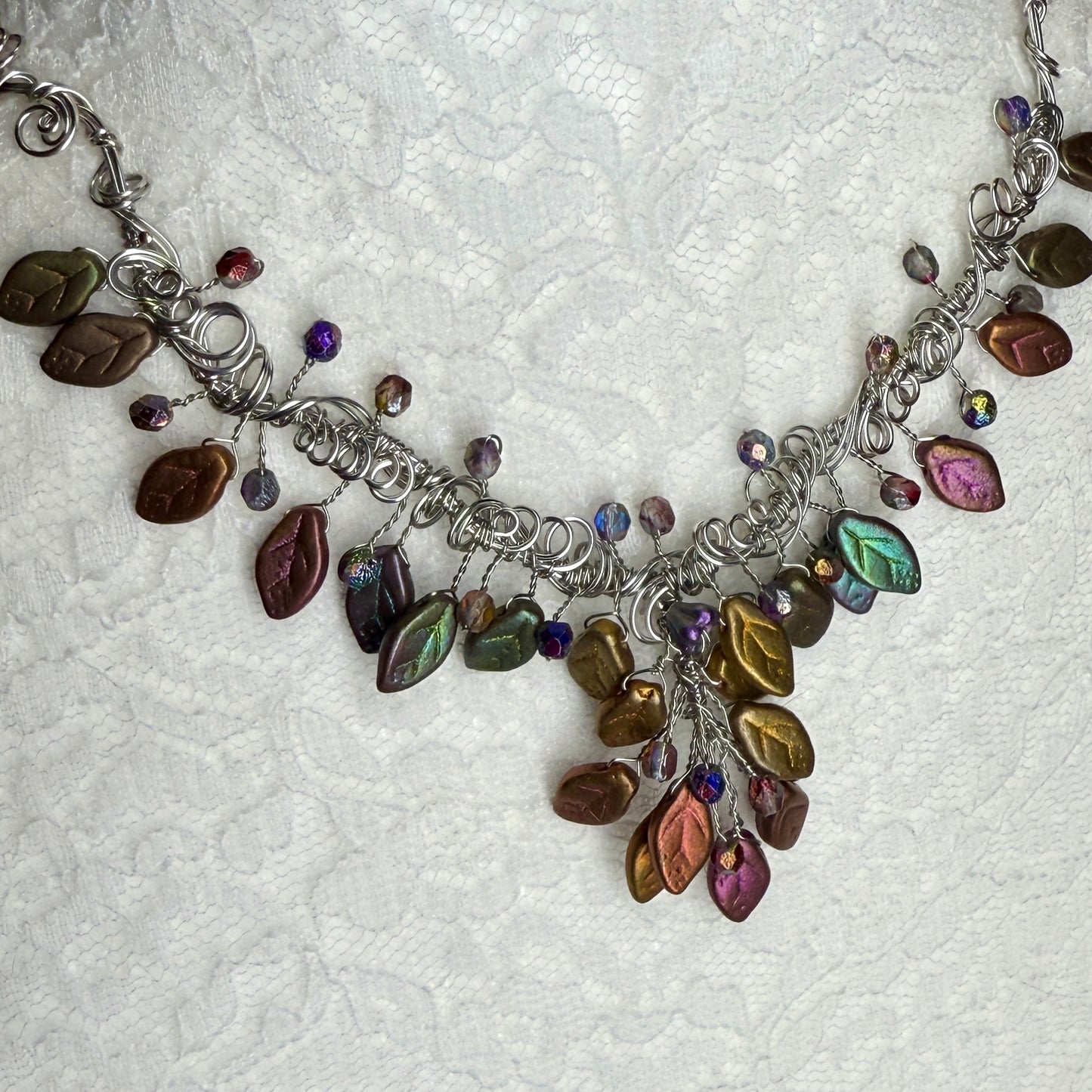 in the waiting woods - tricksy leaves necklace