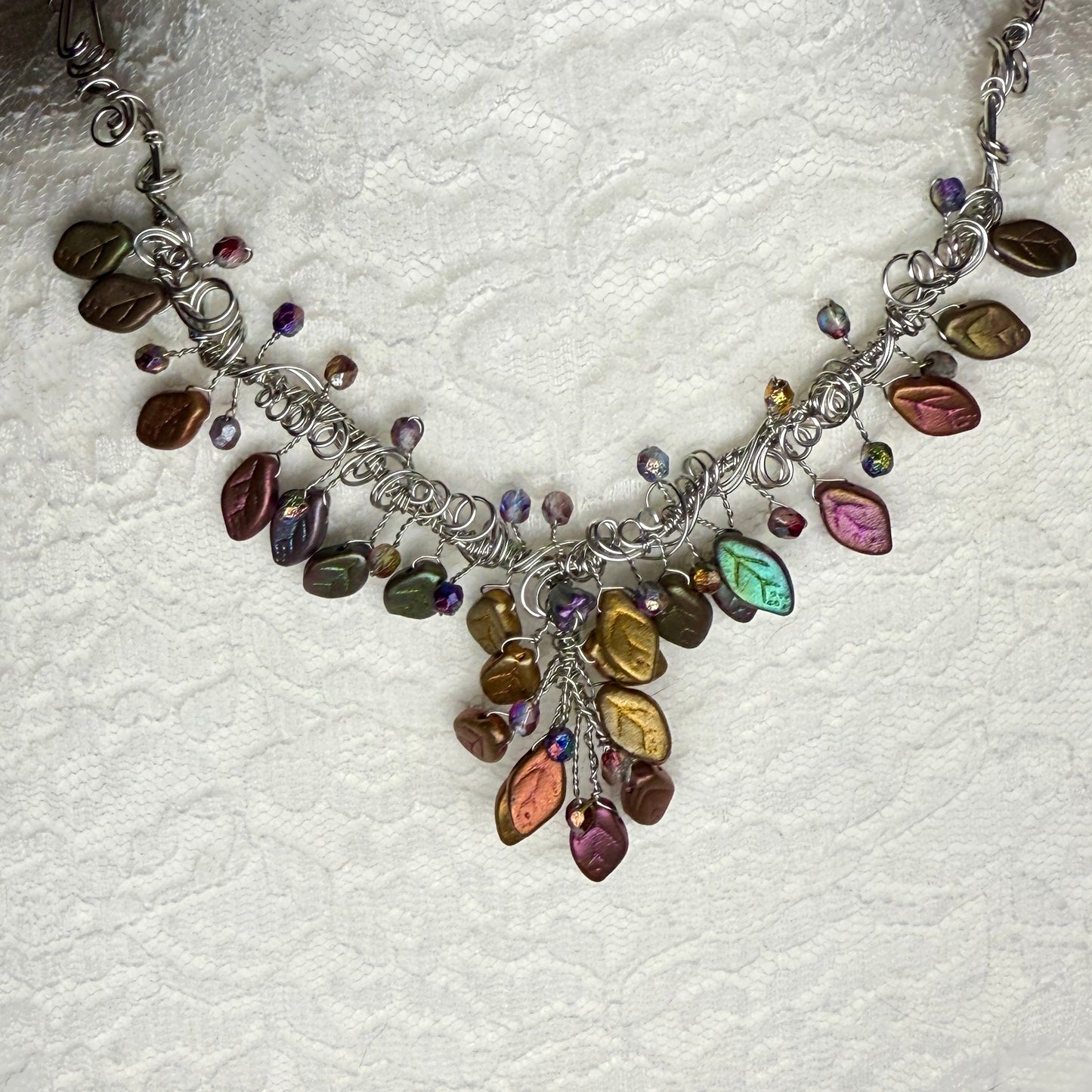 in the waiting woods - tricksy leaves necklace