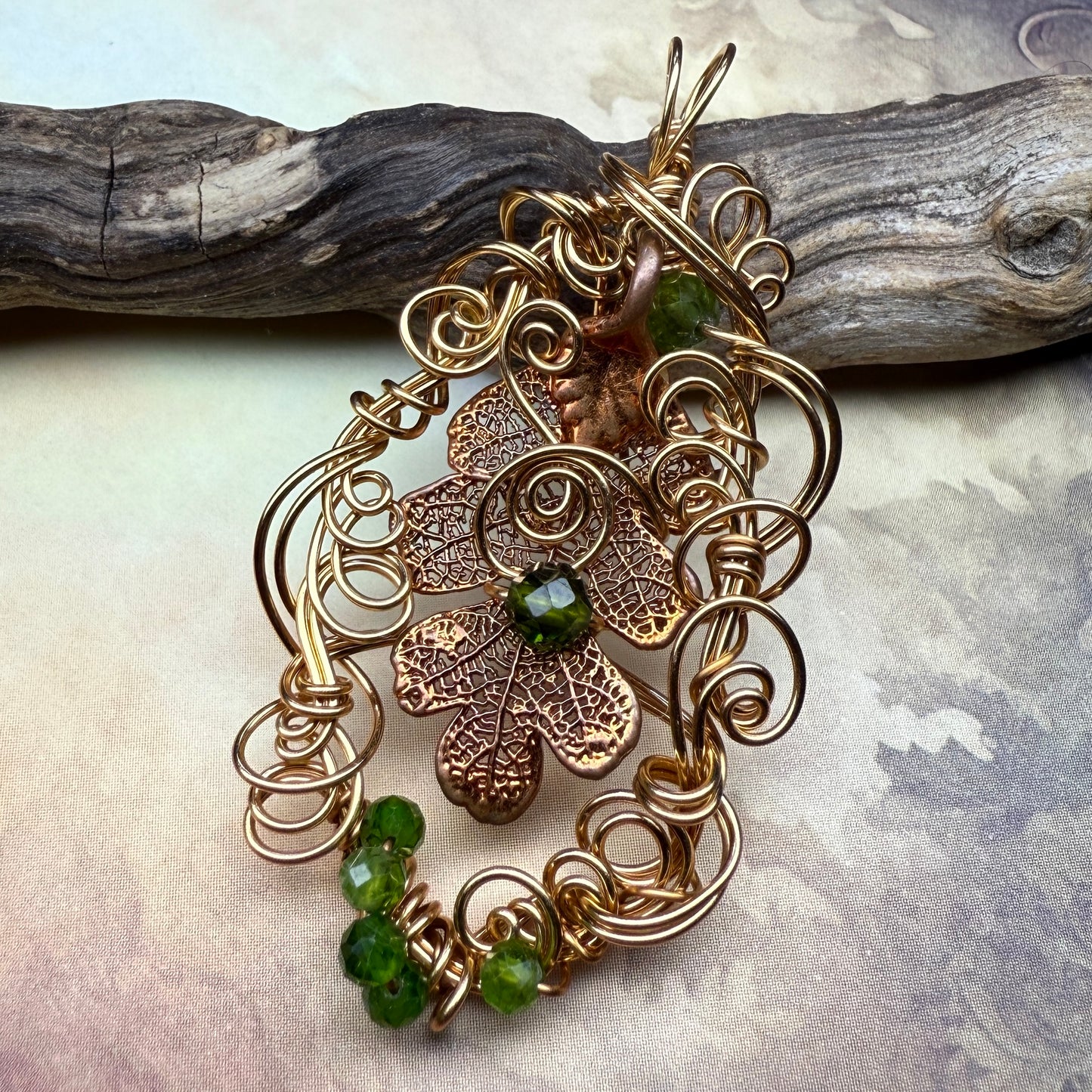 in the waiting woods - oak & chrome diopside