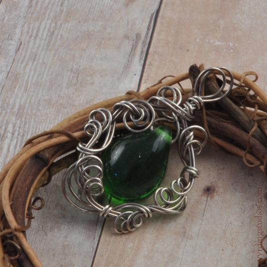 Green Teardrop Pendant (Magpie Rummage Sale)