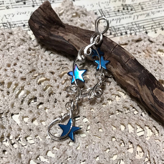 Skylit pendant (blue)